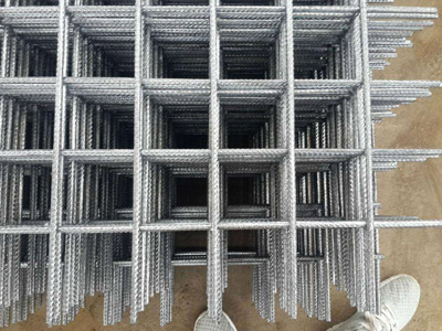 鋼絲網(wǎng)片 鋼絲網(wǎng)片